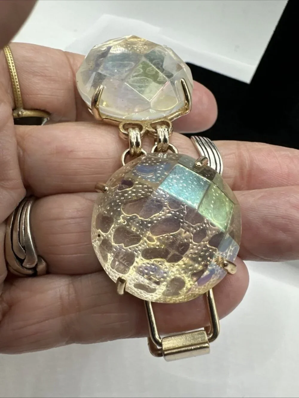 Kendra Scott Cassie Large Statement Bracelet Iridescent Clear Gold Tone 7”